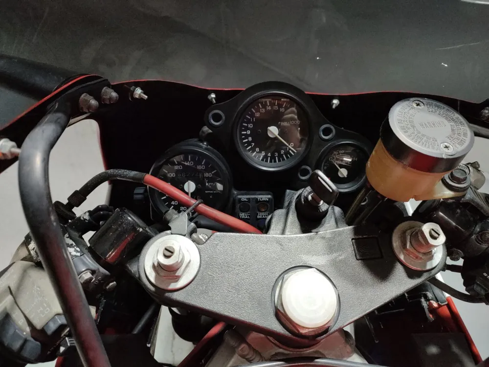 Honda VFR400R 1995, чёрный, красный, фото 5
