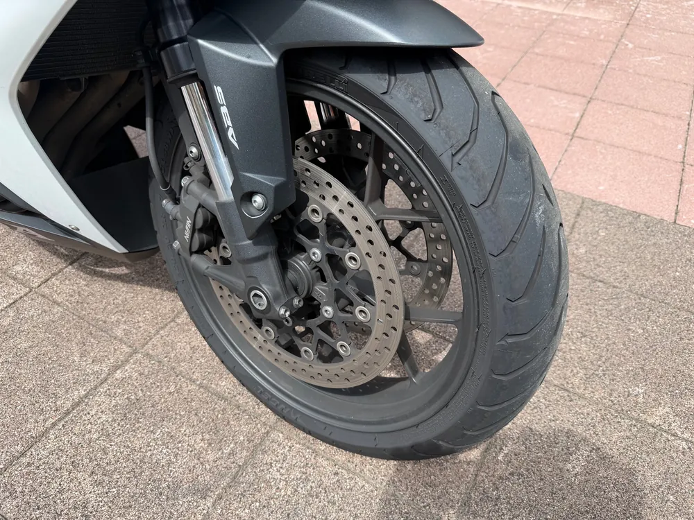 Honda CBR650R 2023, белый, фото 8