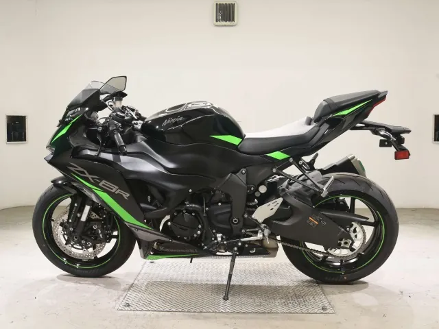 Kawasaki Zx-6Ra 2026, black | green, фото 2