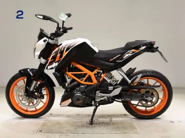 KTM 390 Duke 2014, white | black, фото 2