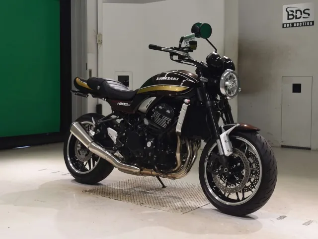 Kawasaki Z900RS 2025, light brown, фото 3