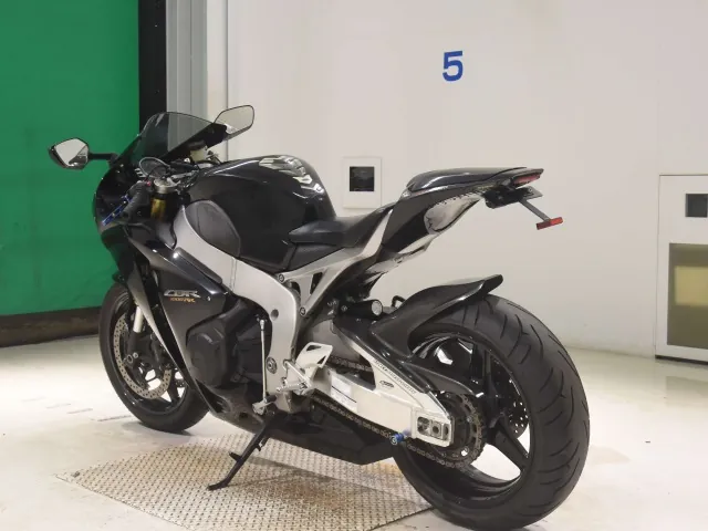 Honda CBR1000RR 2010, чёрный, фото 6