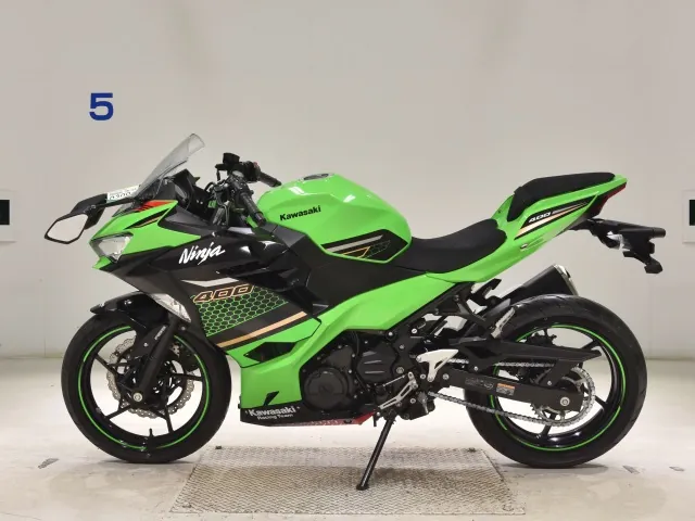 Kawasaki Ninja 400 2019, black | green, фото 2