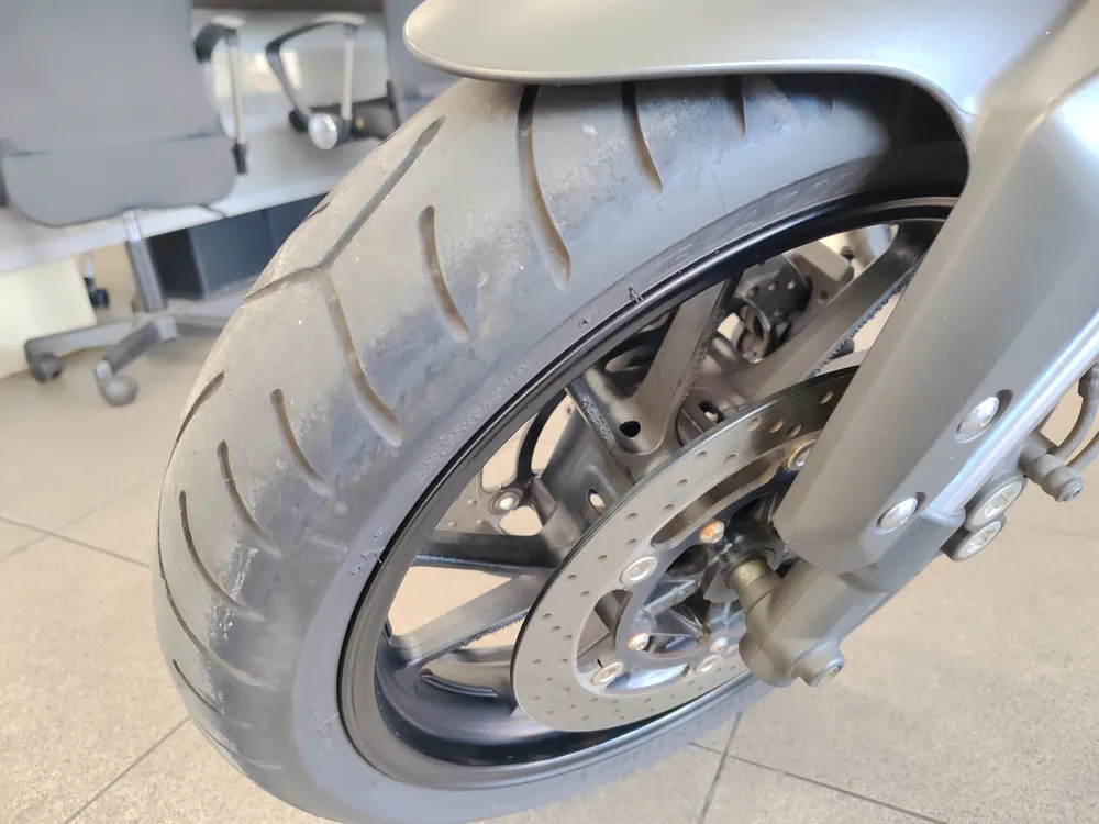 Yamaha MT-09 2016, серый, фото 5