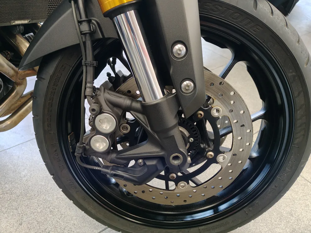 Yamaha MT-09 2016, серый, фото 7