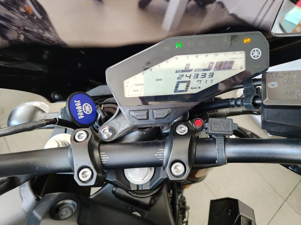 Yamaha MT-09 2016, серый, фото 9
