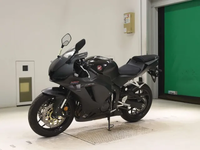 Honda CBR600RR 2024, чёрный, фото 4