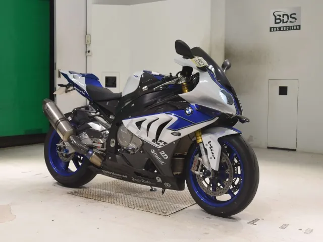 BMW HP4 2014, white | blue, фото 3