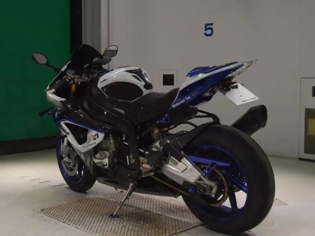 BMW HP4 2014, white | blue, фото 6