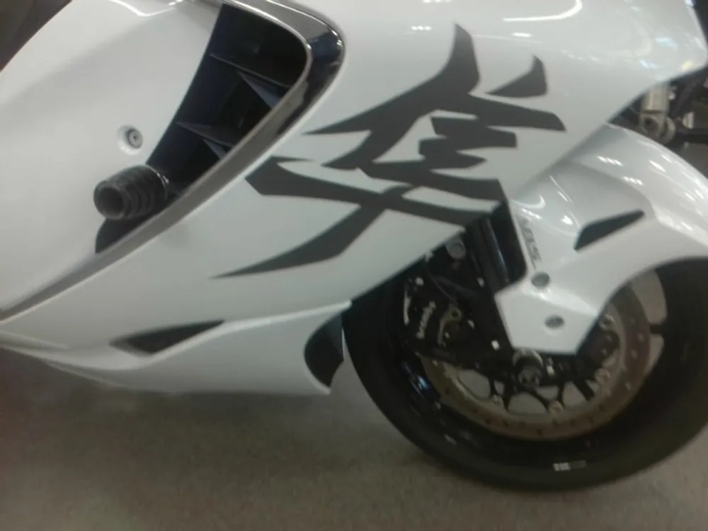 Suzuki Hayabusa 2021, белый, фото 5