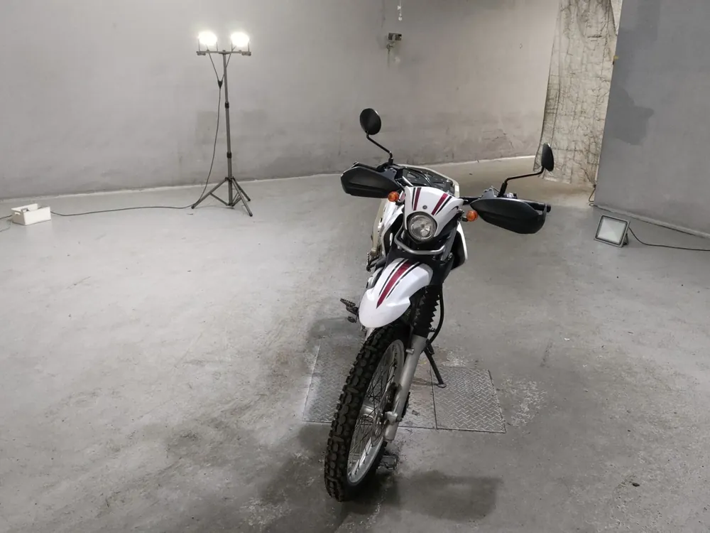 Yamaha Serow 250, белый, красный, фото 3