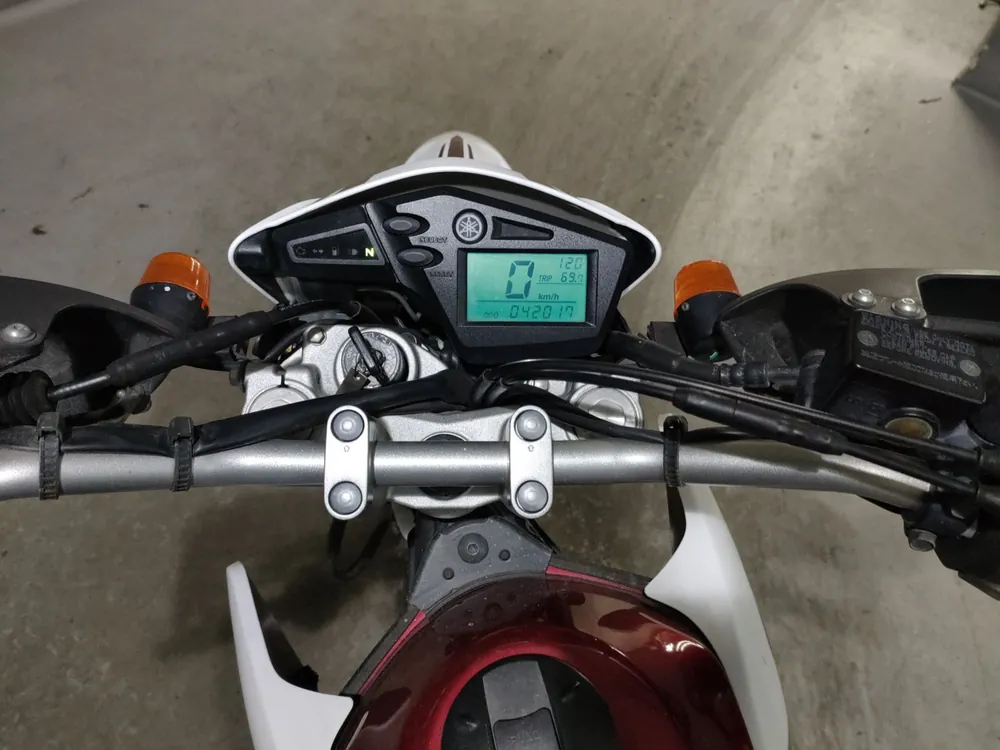 Yamaha Serow 250, белый, красный, фото 5