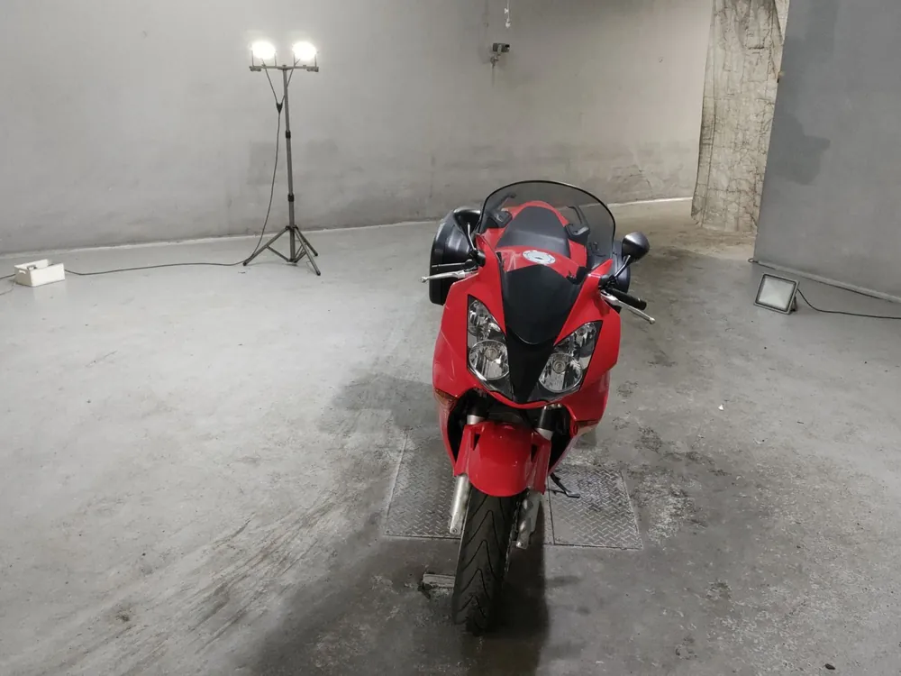 Honda VFR800 2005, красный, фото 3