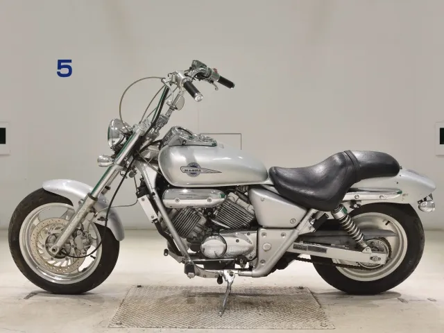 Honda V-Twin Magna 250, серебристый, фото 2