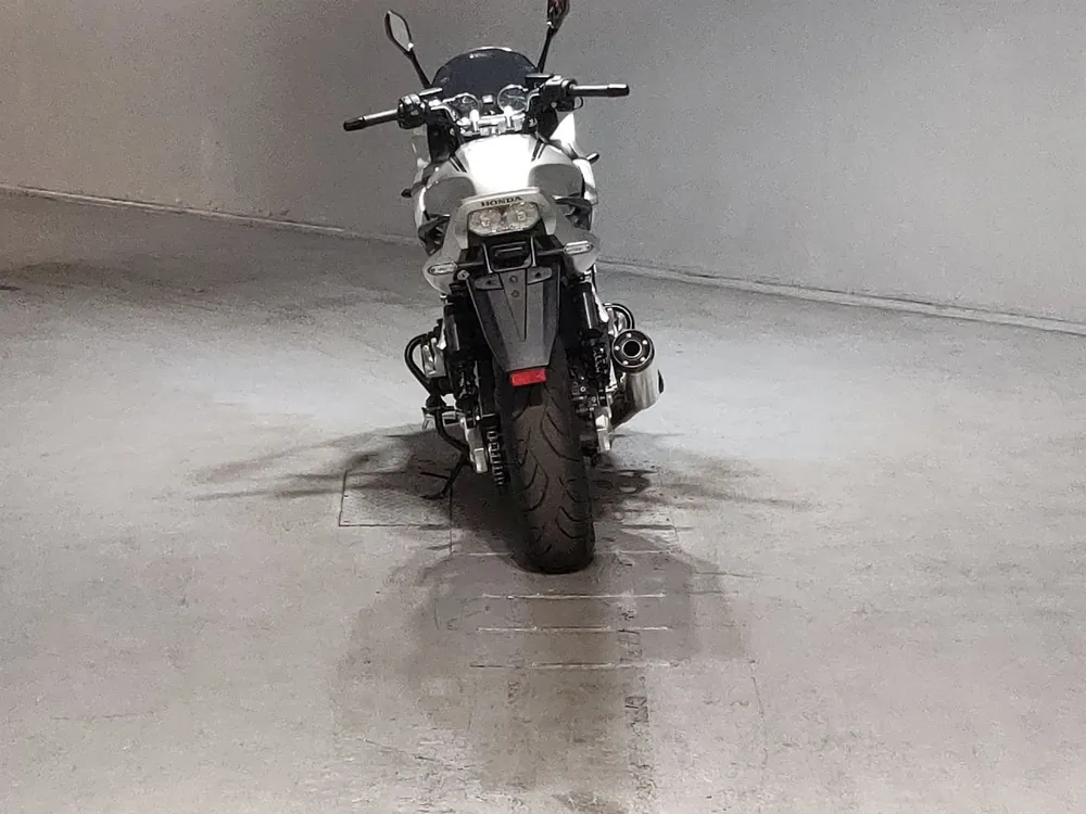 Honda CB1300 2021, серый, фото 4