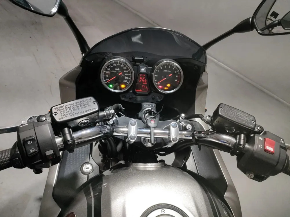 Honda CB1300 2021, серый, фото 5