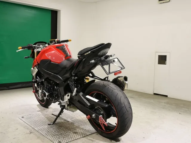 Suzuki GSR750 2025, красный, чёрный, фото 6