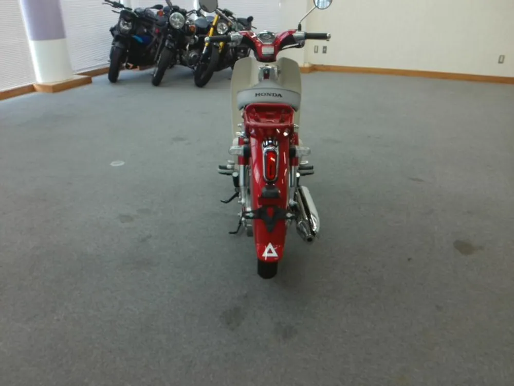 Honda C125-2 2020, carbon, фото 4