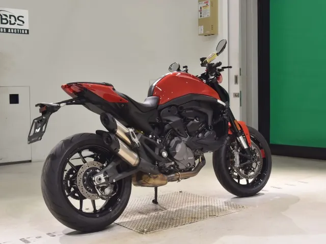 Ducati M937+ 2022, красный, фото 5