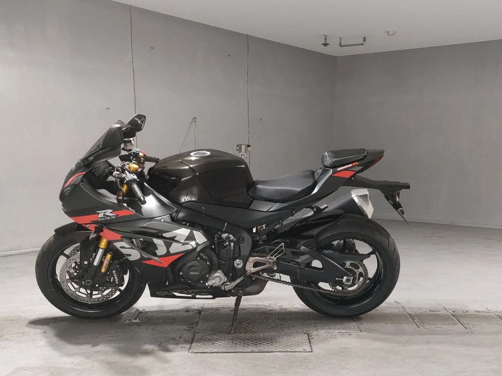Suzuki GSX-R1000R 2021, black / light brown, фото 2