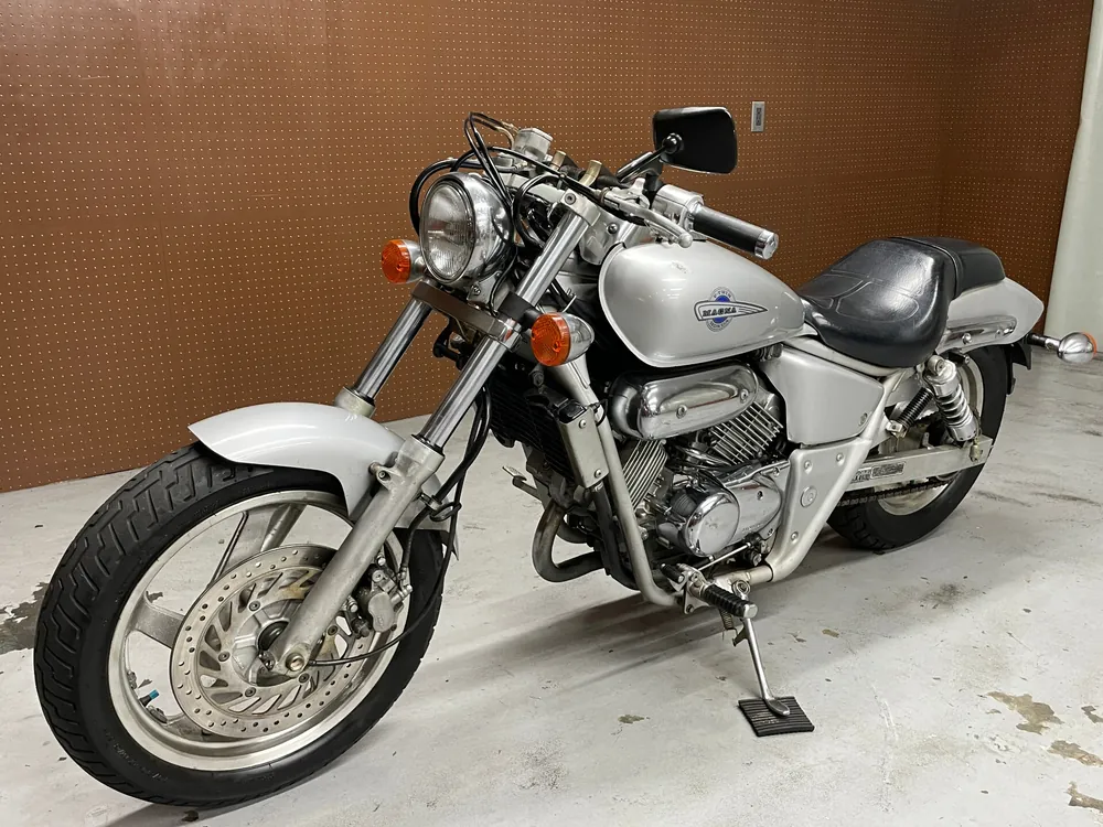 Honda V-Twin Magna 250, серебристый, фото 2
