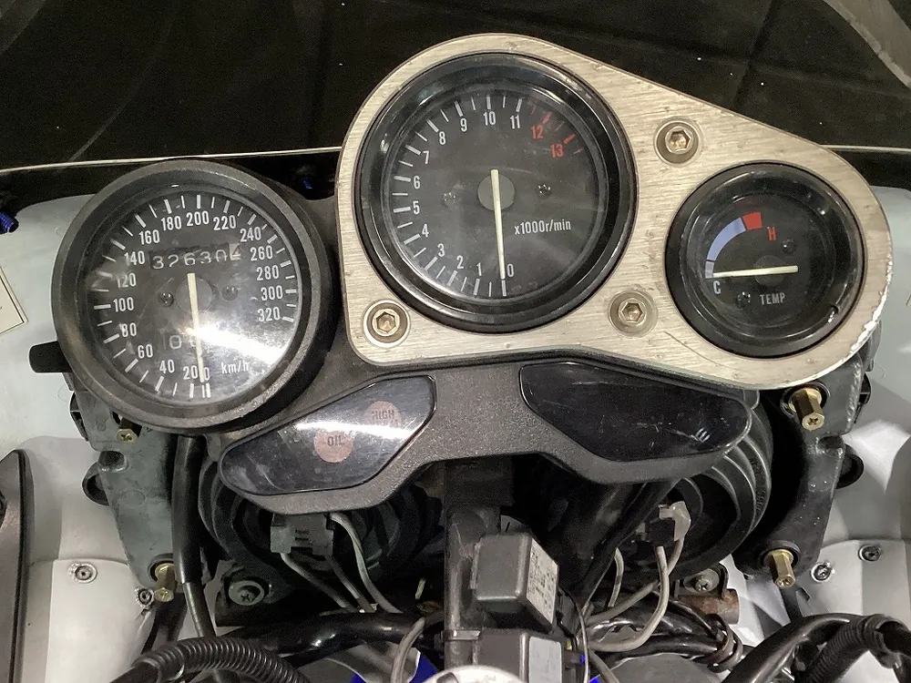 Suzuki GSX-R1100 1995, фото 10