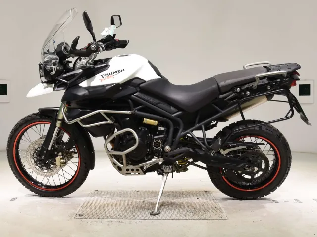 Triumph Tiger 800XC 2013, white | black, фото 2