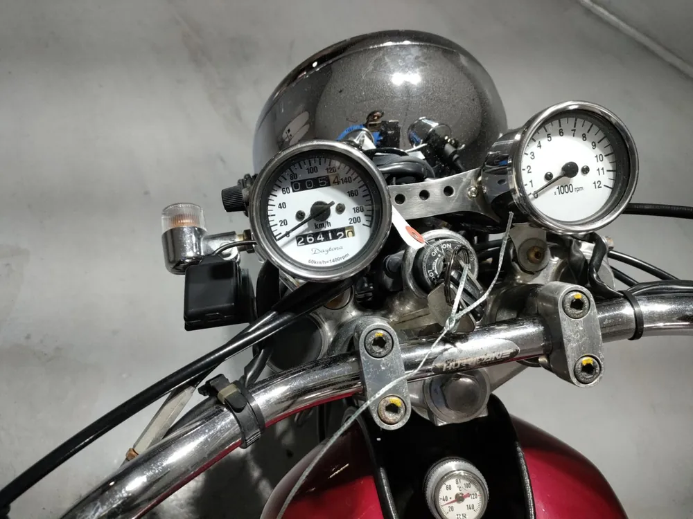 Yamaha SR400 1998, красный, фото 5