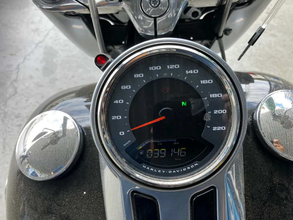 Harley-Davidson FLFBS 2019, чёрный, фото 4