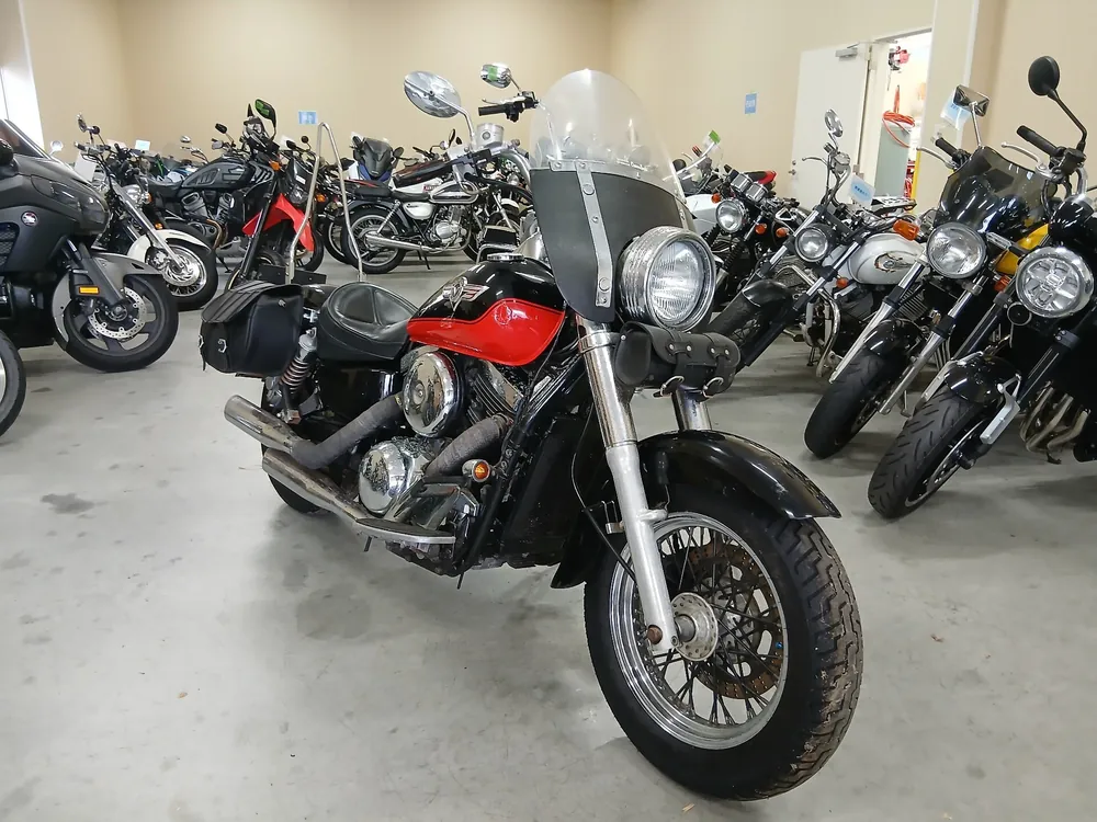 Kawasaki Vulcan 1500 Classic 1998, чёрный, фото 4