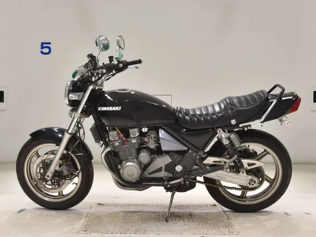 Kawasaki Zephyr 400 1992, чёрный, фото 2