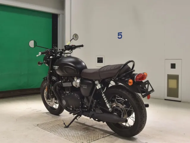 Triumph Bonneville T120 2018, matt black, фото 6
