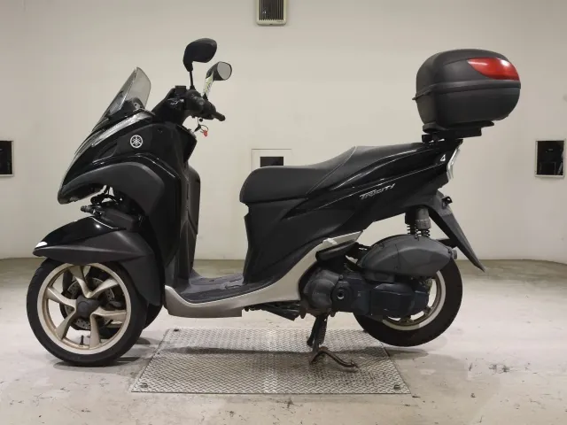 Yamaha Tricity 125, чёрный, фото 2