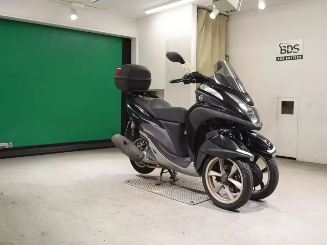 Yamaha Tricity 125, чёрный, фото 3