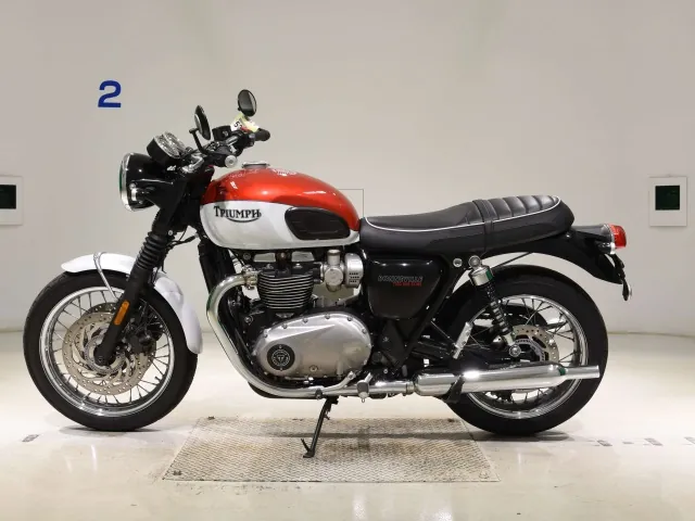 Triumph Bonneville T120 2020, white | red, фото 2