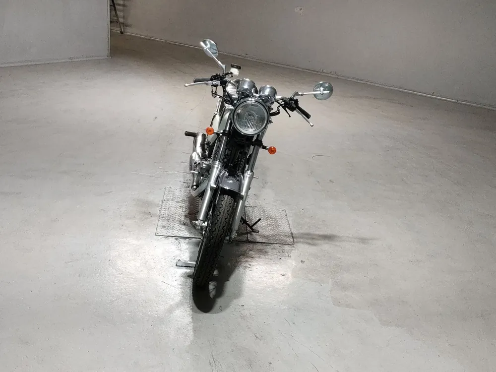 Yamaha SR400 2013, белый, фото 3