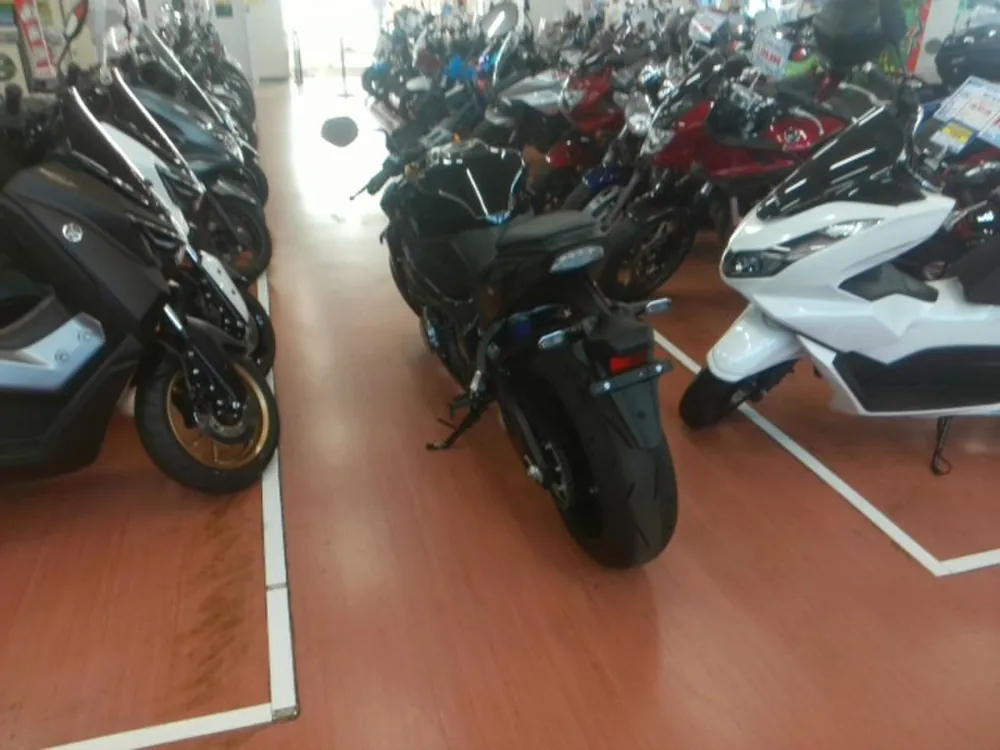 Suzuki GSX-S1000GX 2023, чёрный, фото 5