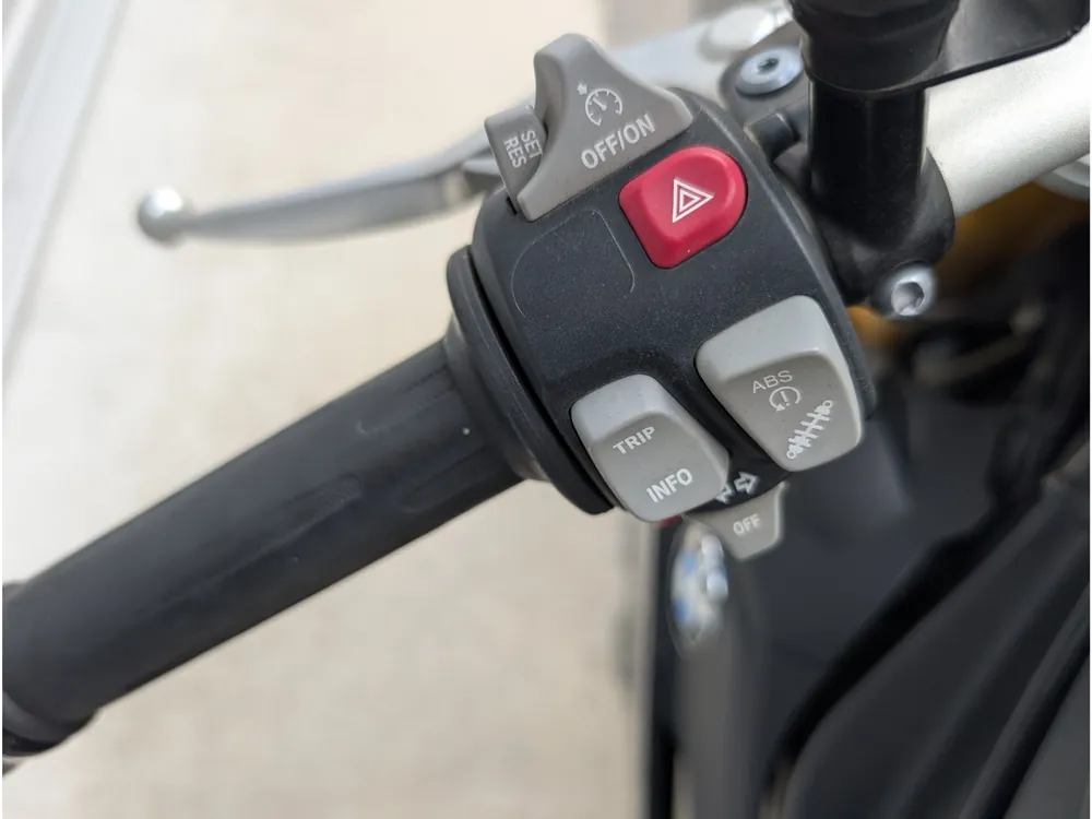 BMW S1000RR 2020, чёрный, фото 5