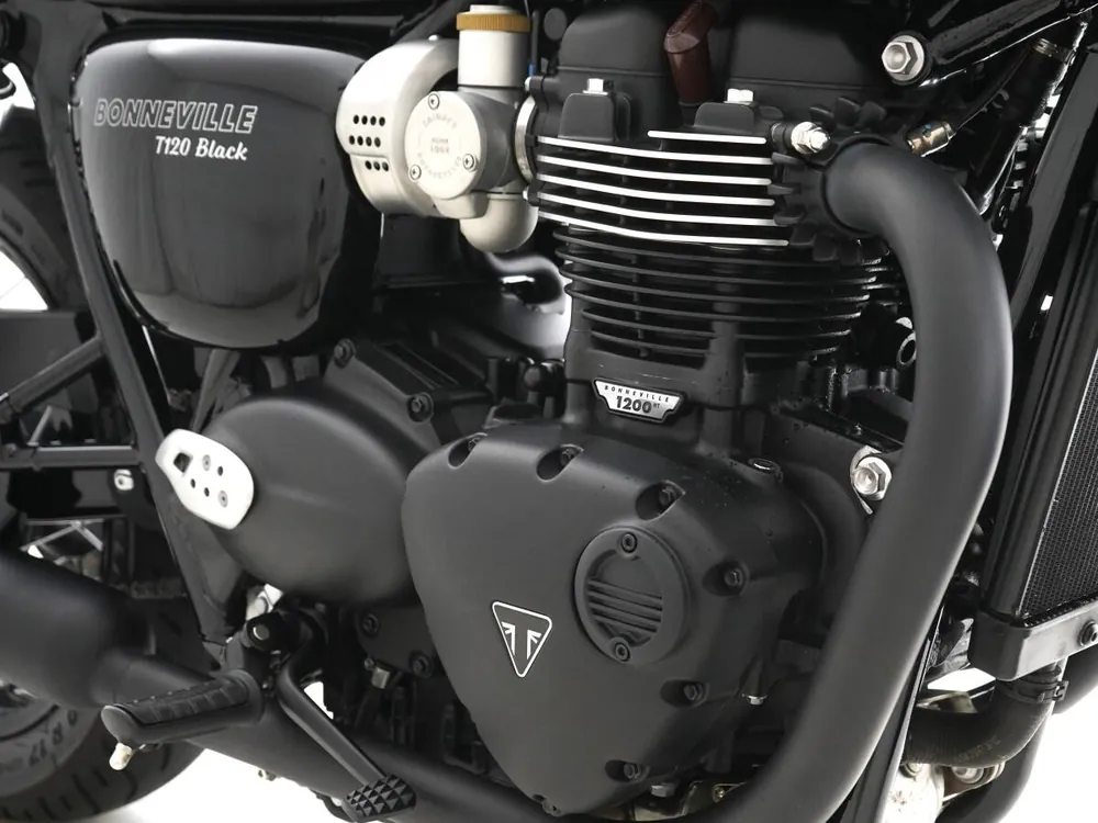Triumph Bonneville T120 Black 2023, фото 9