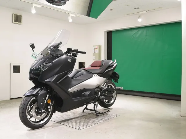 Yamaha T-Max560T 2026, red | black, фото 4