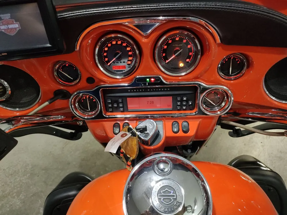 Harley-Davidson FLHTCUSE1800CVO 2012, фото 5