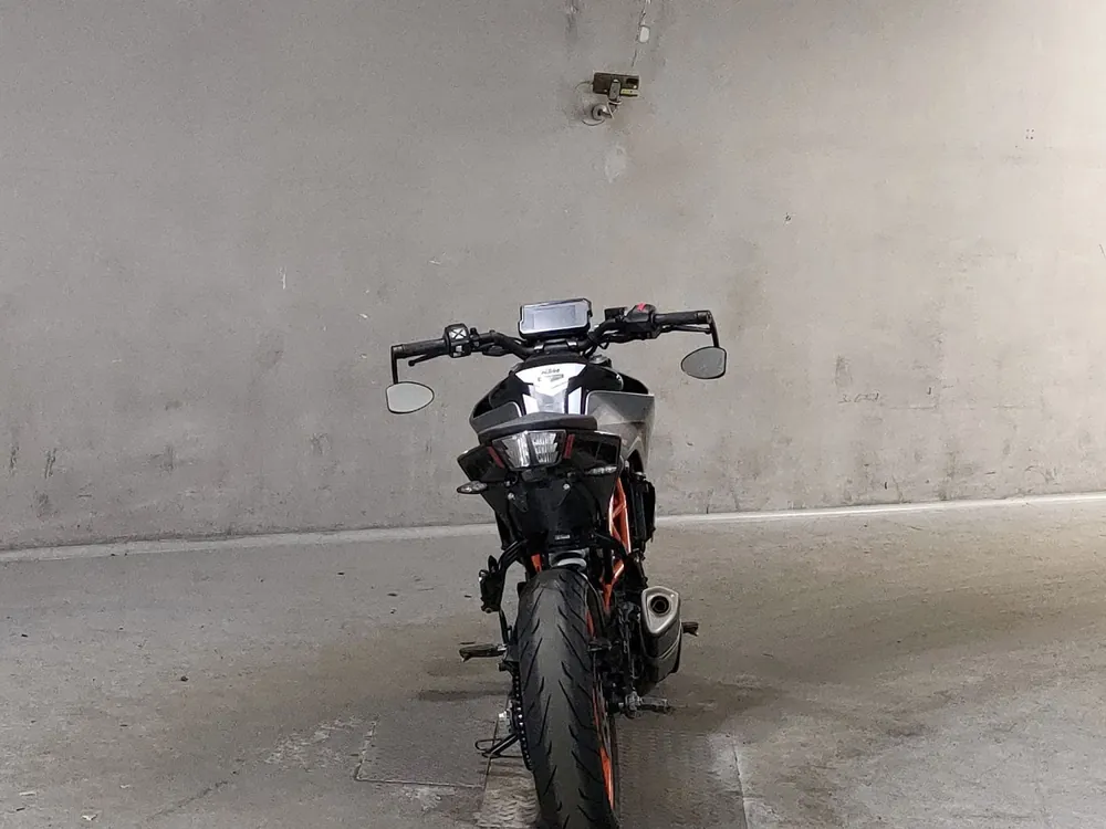 KTM 390 Duke 2025, чёрный, фото 4