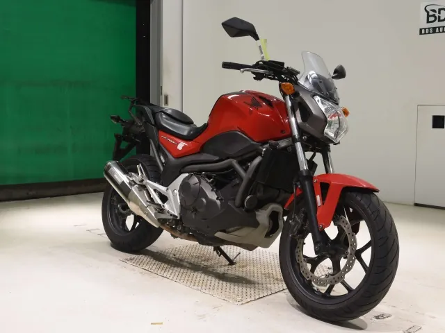 Honda NC700S 2012, красный, фото 3