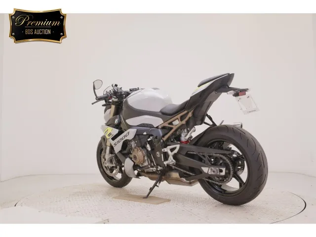 BMW S1000R 2022, серый, фото 6