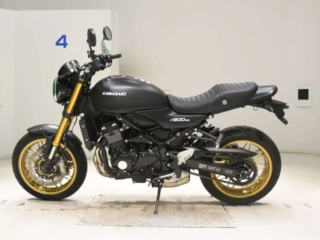 Kawasaki Z900RS 2025, matt black, фото 2