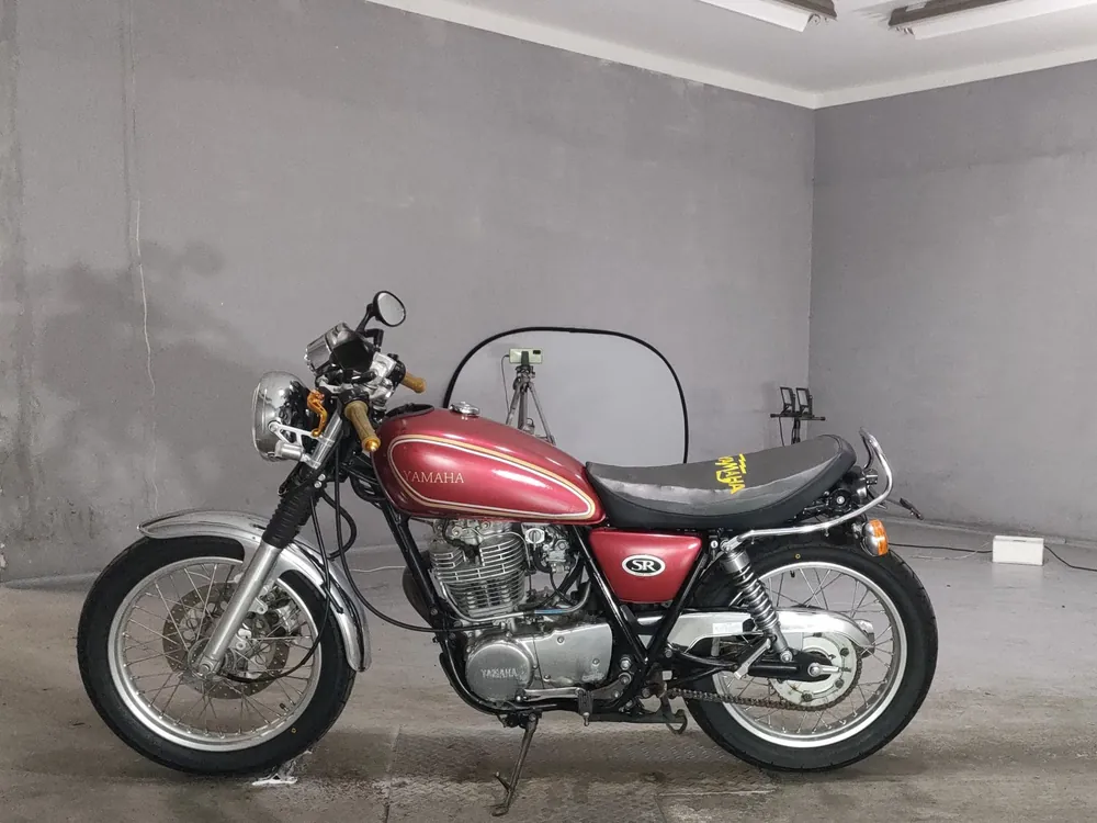 Yamaha SR400 2002, красный, фото 2