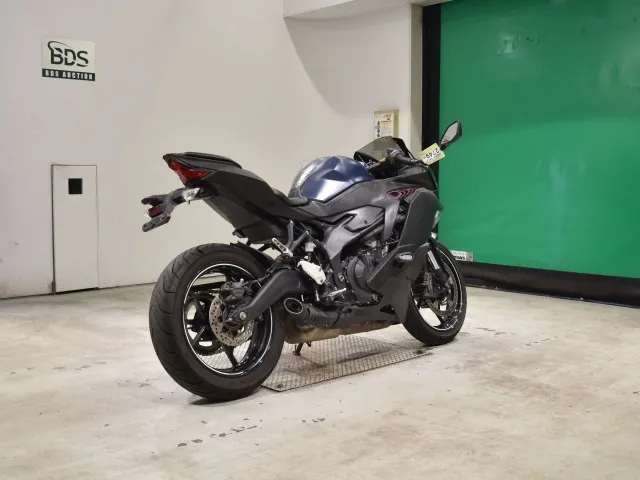 Kawasaki Ninja ZX-25R 2022, matt black, фото 5