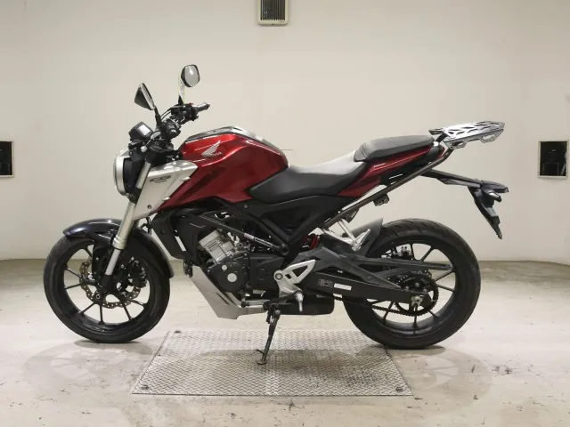 Honda CB125R, красный, чёрный, фото 2
