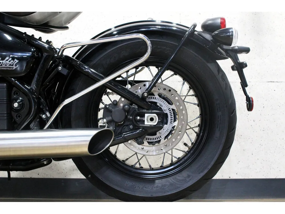 Triumph Bonneville Bobber 2017, фото 2