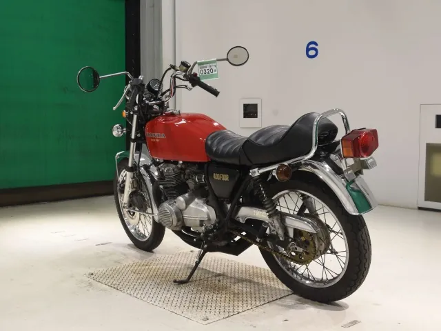 Honda CB400 2023, красный, фото 6